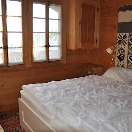 Fleur Des Champs Chalet *