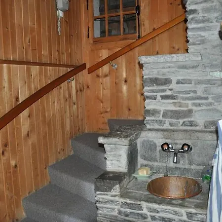 Fleur Des Champs Chalet
